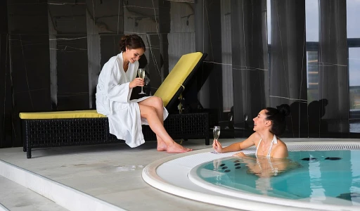 Écoresponsabilité et Luxe: Est-ce le Nouveau Standard pour les Hôtels Spa à Annecy?